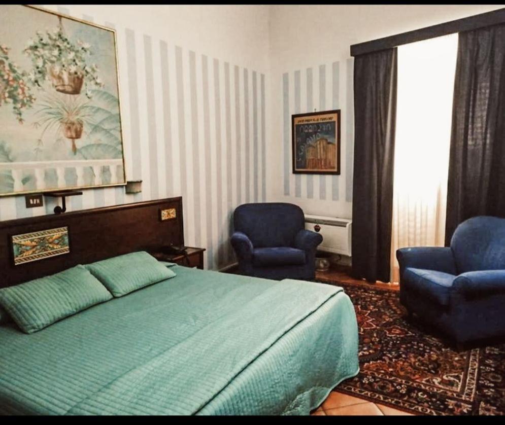 Hotel Plaza カルタニッセッタ エクステリア 写真