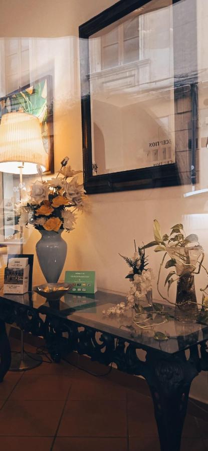 Hotel Plaza カルタニッセッタ エクステリア 写真
