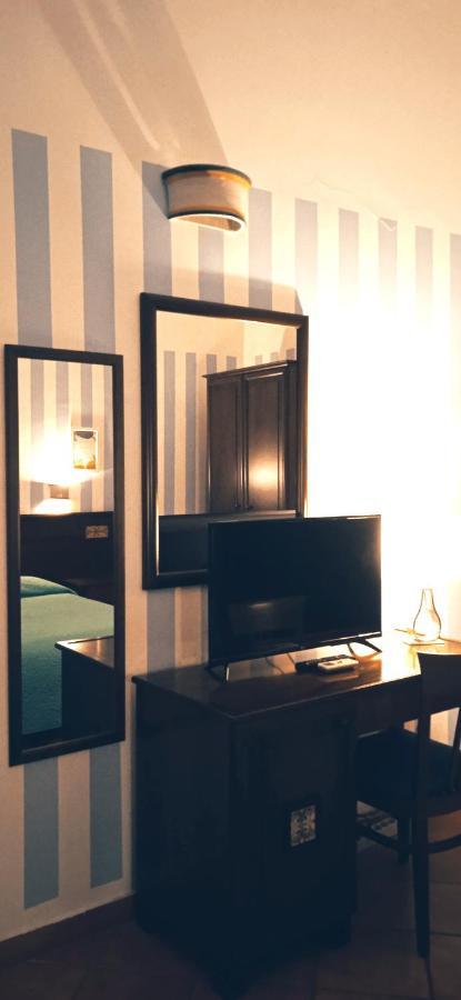 Hotel Plaza カルタニッセッタ エクステリア 写真